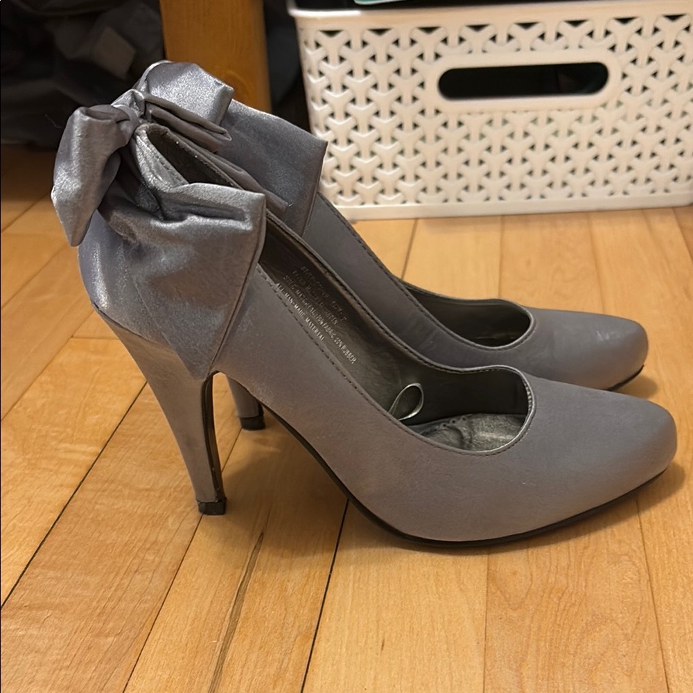 Wet Seal Gray Stiletto Heels with Bow Detail